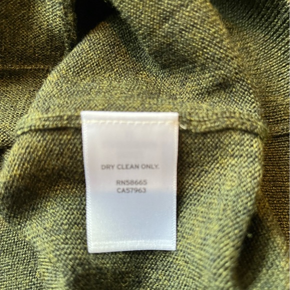 100% merino wool Nordstrom Men’s Shop olive green button down vest. Size large - Picture 4 of 7